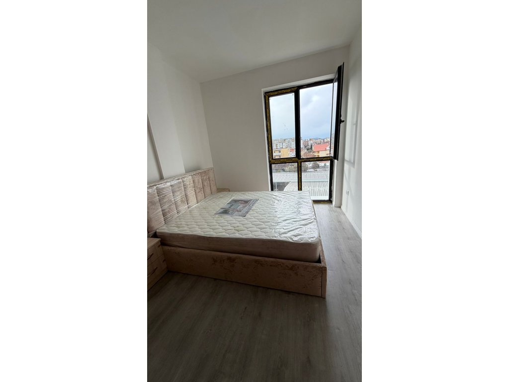 Apartment 2+1+2 For Rent in Shqiponja Square, Tirana - 700 thousand lek | 98 m²