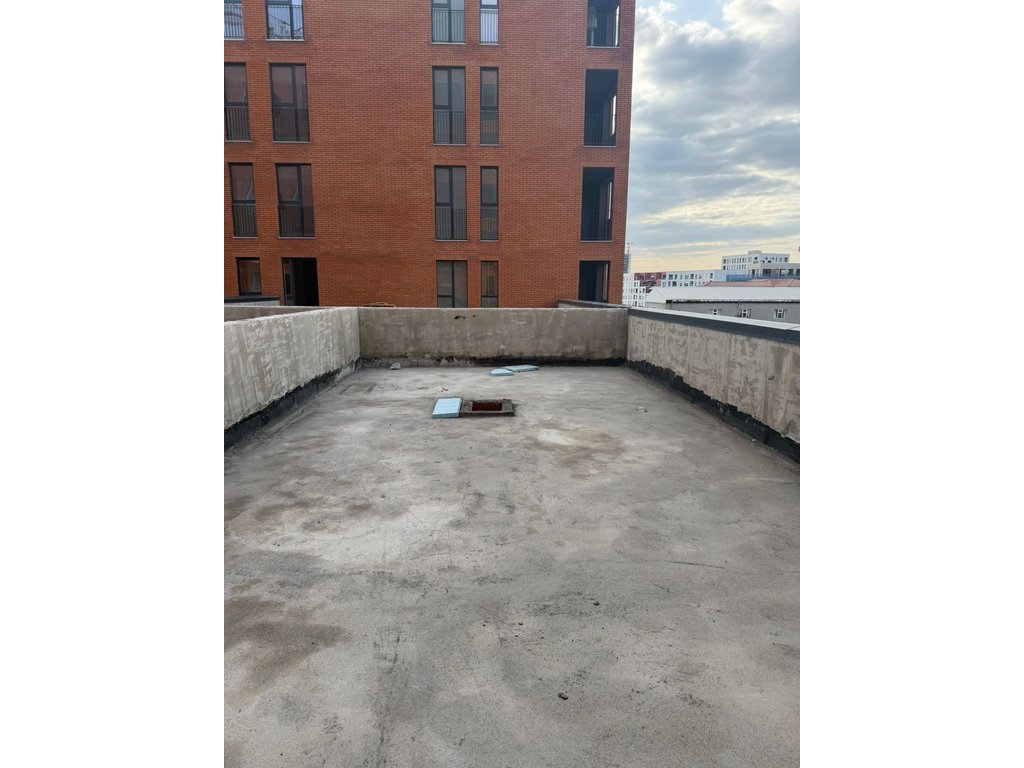 Apartment 1+1+Veranda For Sale on Siri Kodra Street, Tirana