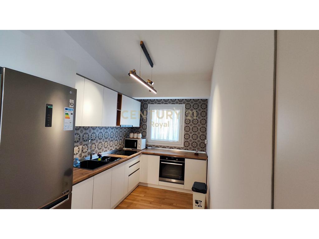 Private house for rent for residential and business use!