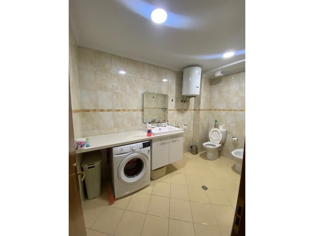 For Rent Apartment 2+1+2 – Zogu i Zi