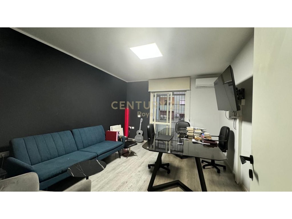 Office for rent near Petronin