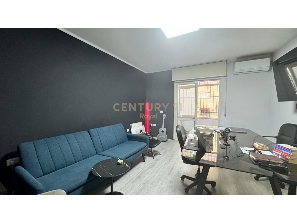 Office for rent near Petronin