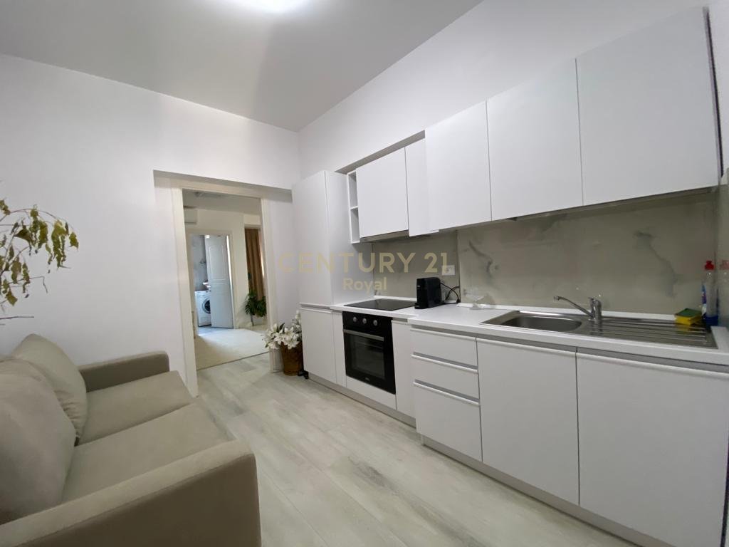 FOR RENT 1+1 APARTMENT IN BLLOK NEAR UNIVERSITY BOOKSTORE