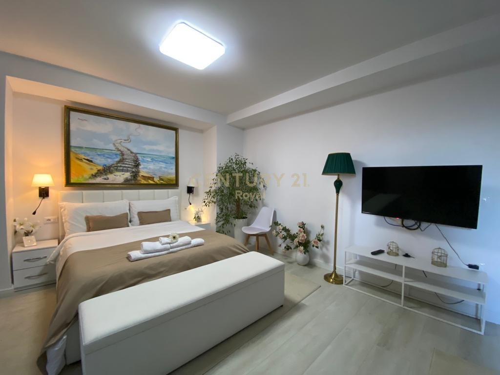 FOR RENT 1+1 APARTMENT IN BLLOK NEAR UNIVERSITY BOOKSTORE