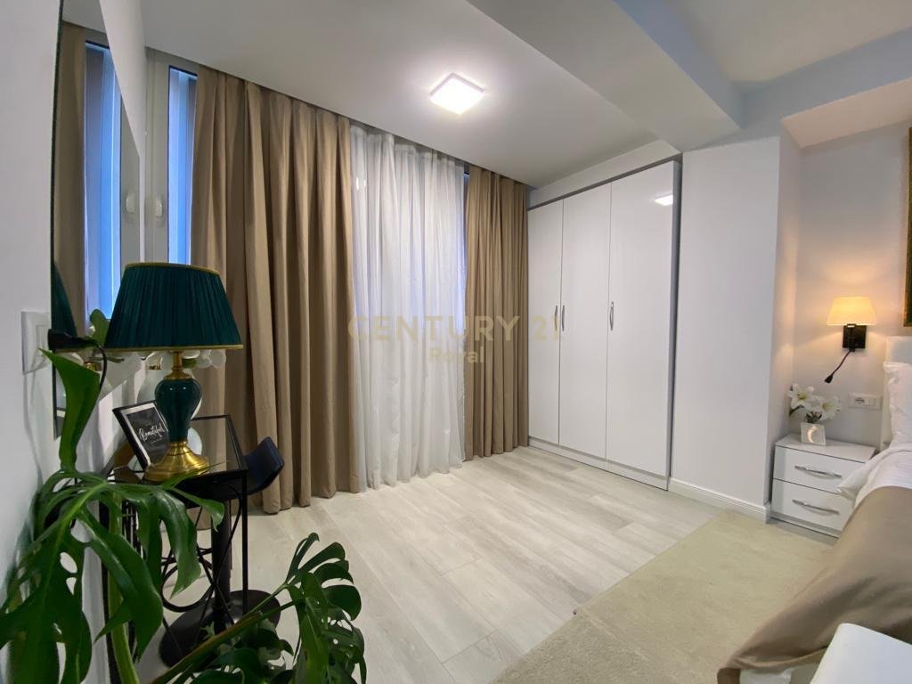 FOR RENT 1+1 APARTMENT IN BLLOK NEAR UNIVERSITY BOOKSTORE