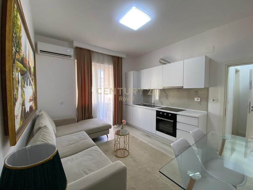 FOR RENT 1+1 APARTMENT IN BLLOK NEAR UNIVERSITY BOOKSTORE