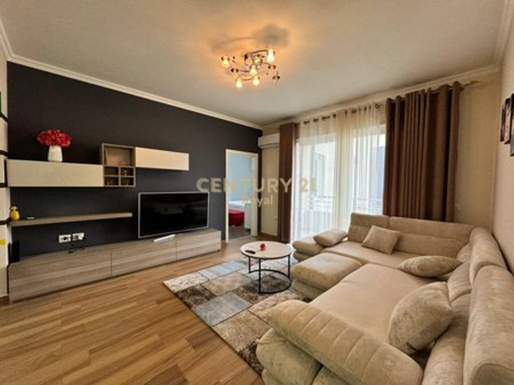2+1 apartment for rent in Kinostudio in a new complex