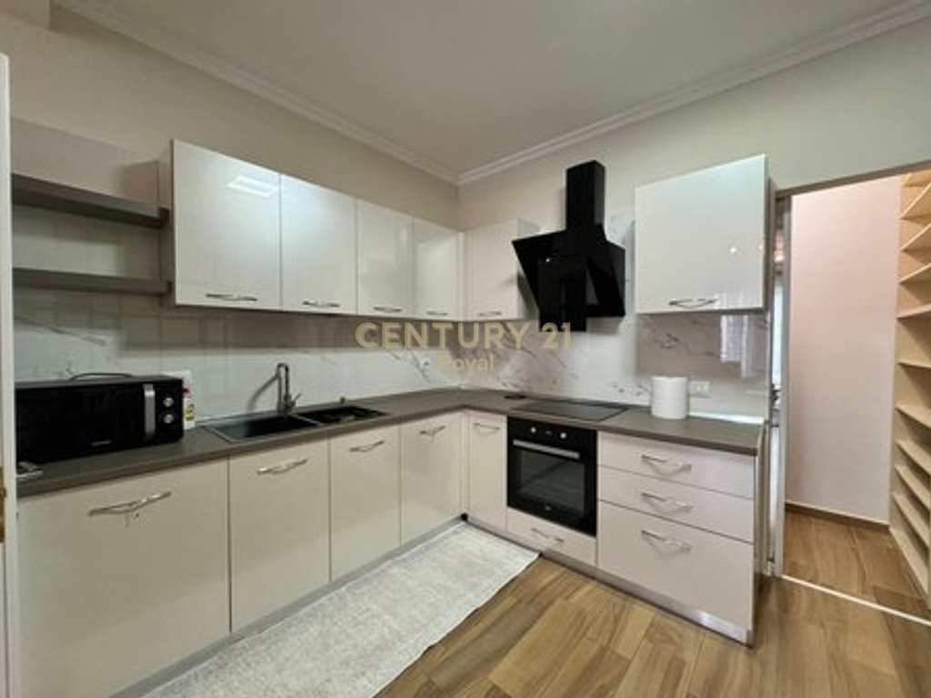 2+1 apartment for rent in Kinostudio in a new complex