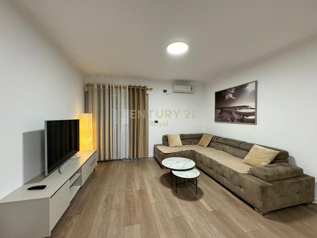 For rent: 2+1+2 apartment plus parking space