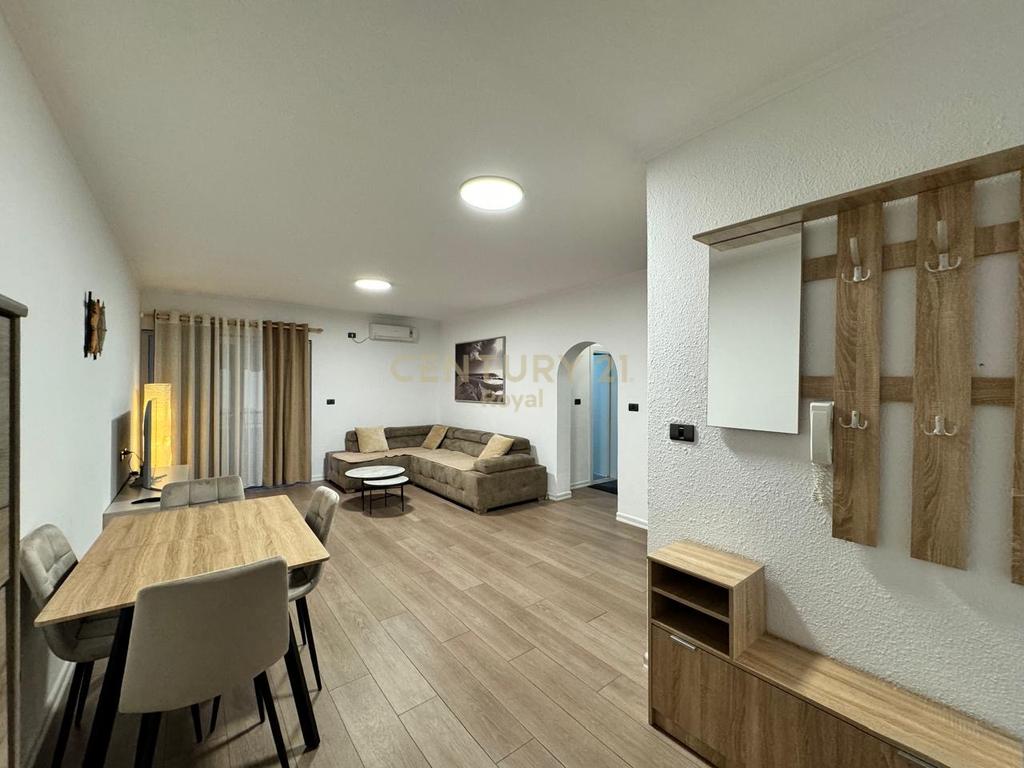 For rent: 2+1+2 apartment plus parking space