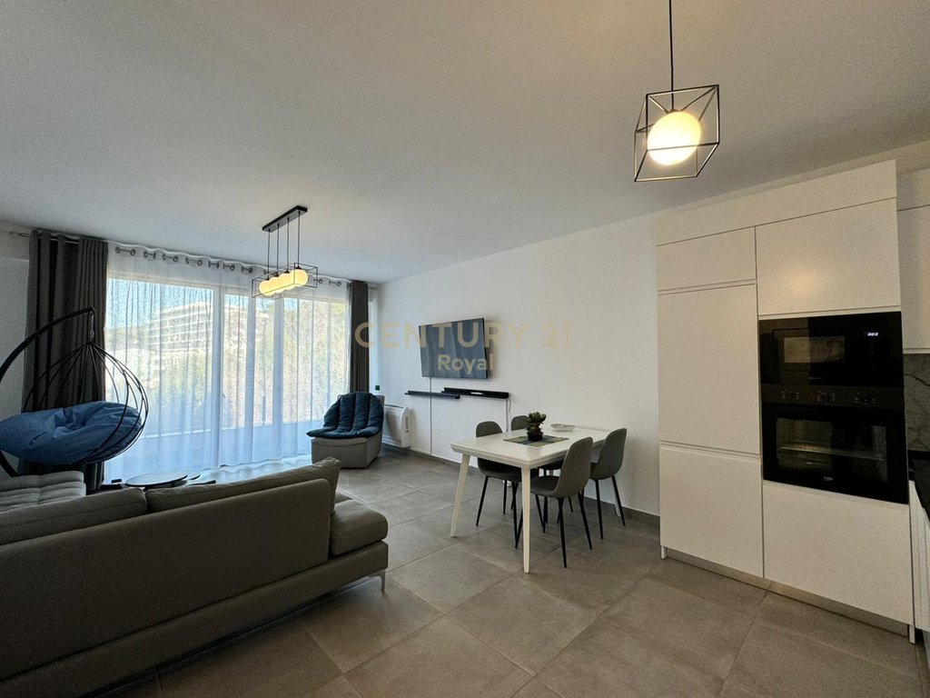 Shitet apartament 1+1 ne Shengjin te Rana e Hedhun!