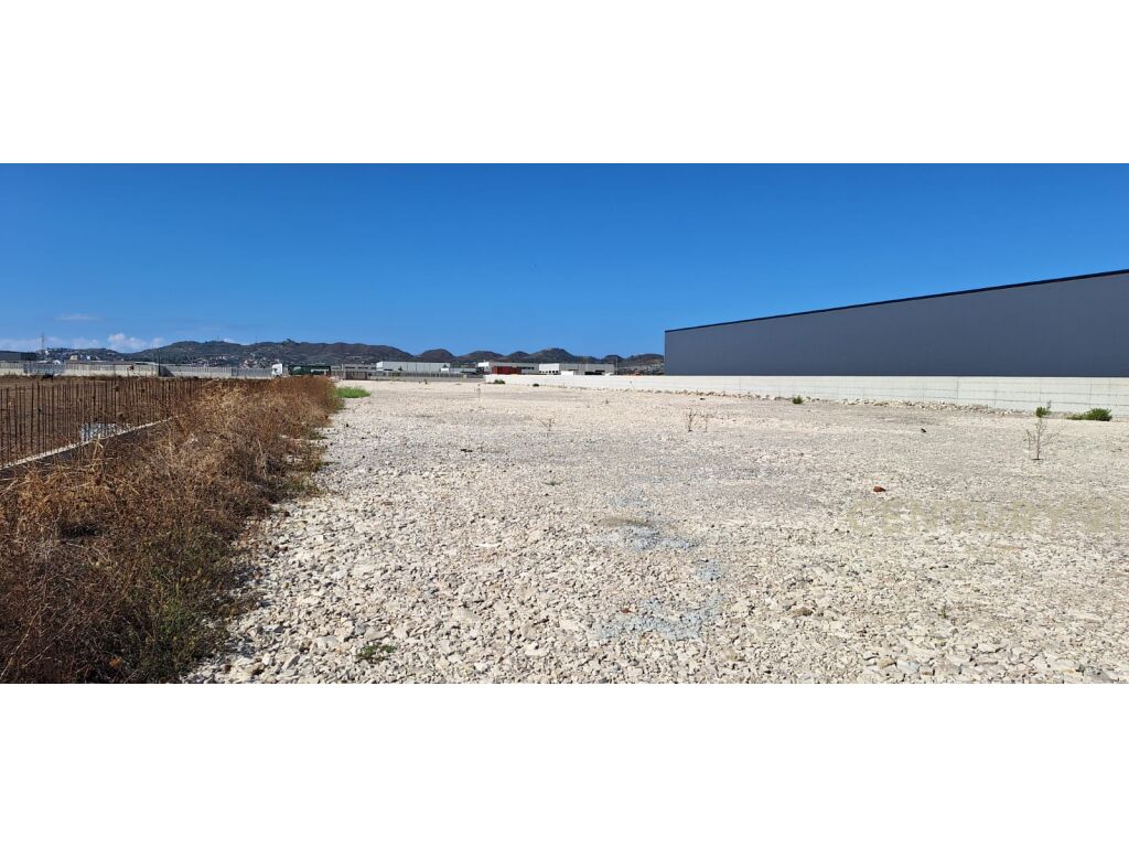 ROADSIDE LAND FOR SALE IN SEN VLASH!!!!