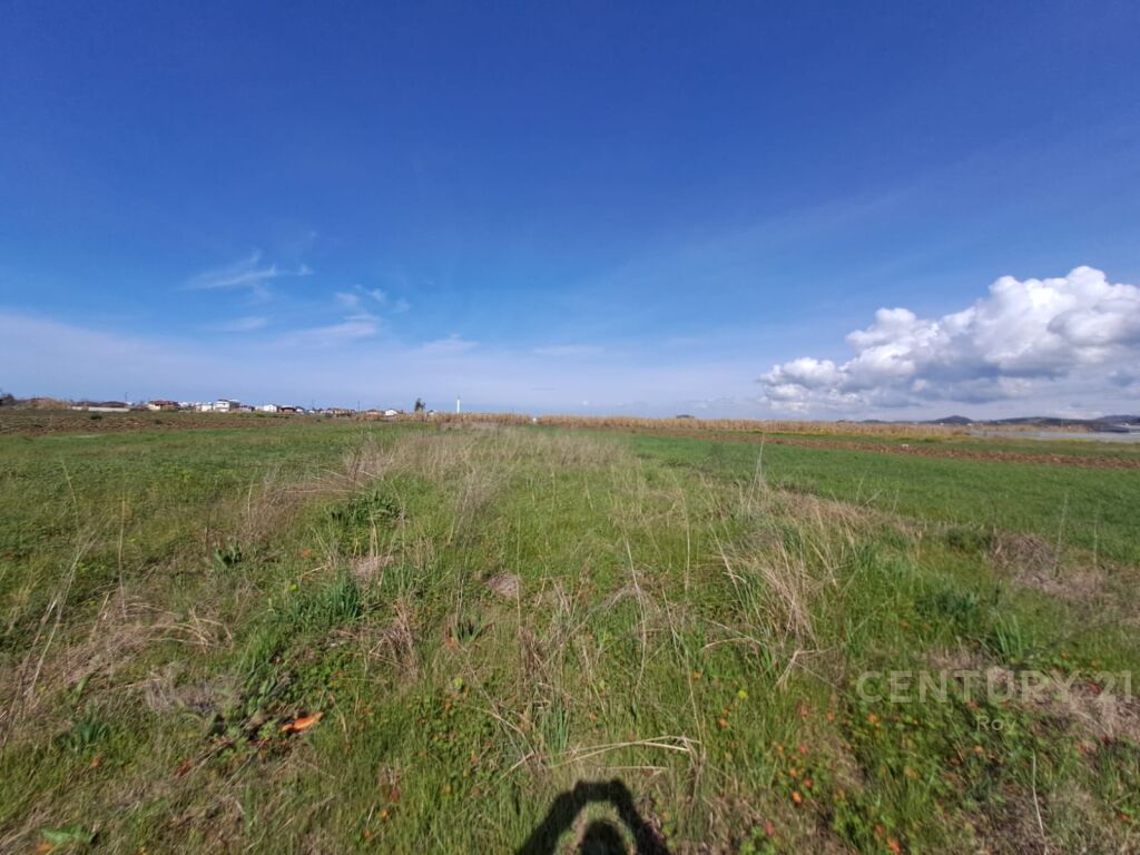 Tokë në shitje në Kavajë - 70.000€ | 2070 m²