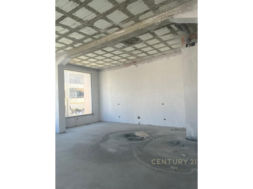 BUSINESS ENVIRONMENT FOR RENT IN THE BEACH AREA!!!! - 1000€ | 191 m²