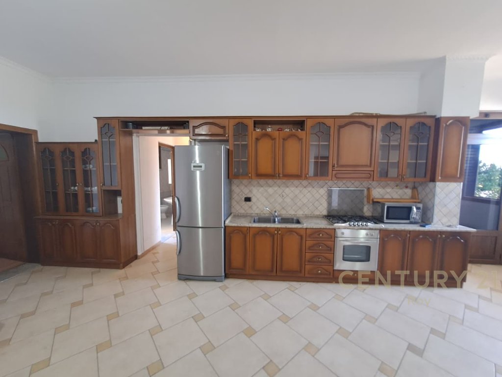 4-Story Villa With Composition 7+3 For Sale in Shijak - 200000€ !!..