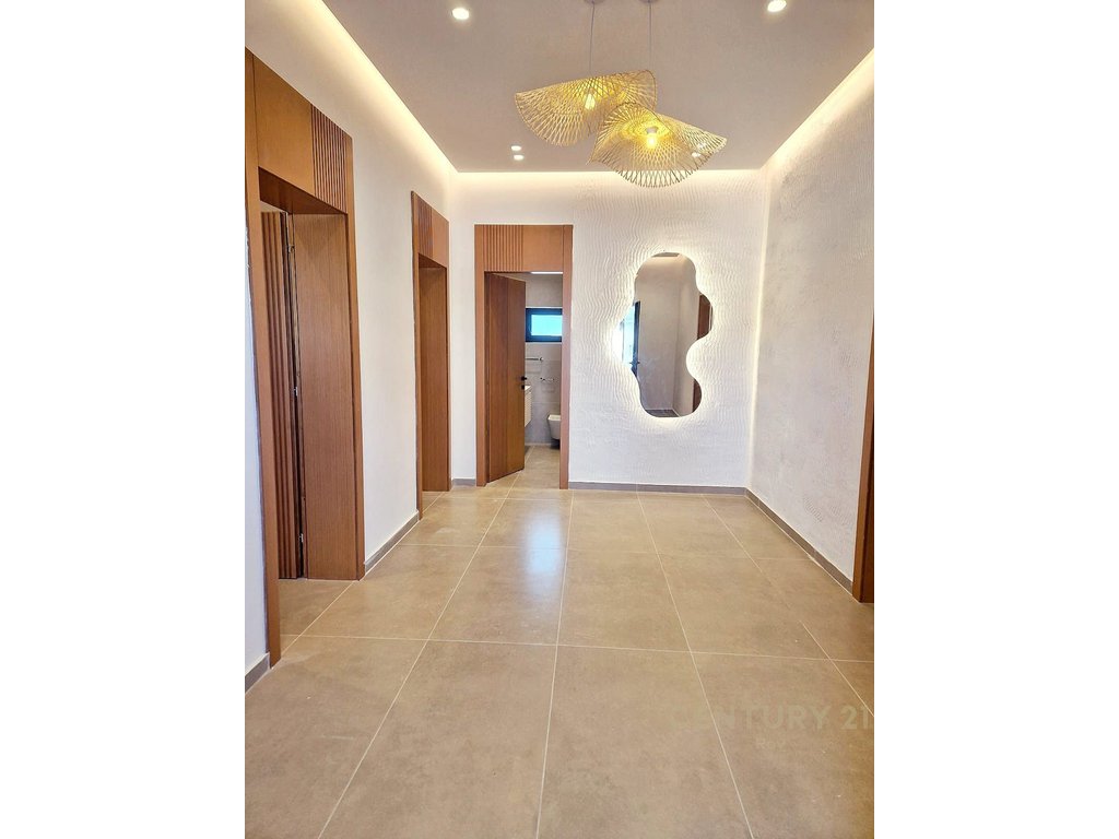FANTASTIC 2-STOREY VILLA FOR SALE IN SPILLE!!!