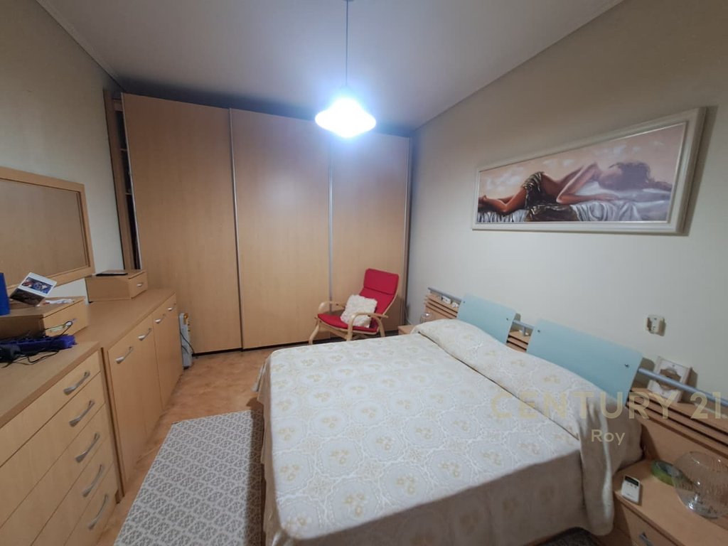 VILLA FOR SALE IN THE CENTER OF DURRES !!.