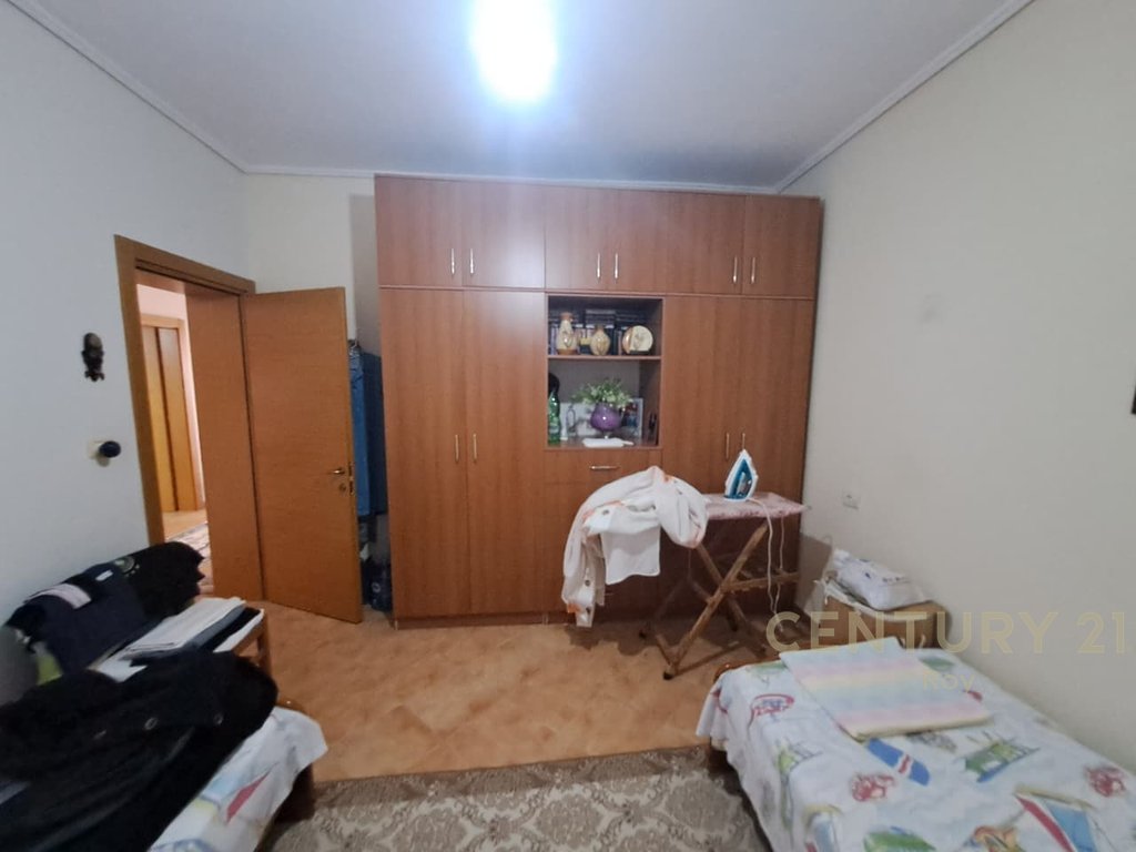 VILLA FOR SALE IN THE CENTER OF DURRES !!.