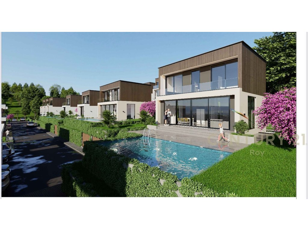 Unique opportunity! A villa with a swimming pool is offered for sale in a private residence in Farke e Vogel, Tirana!!