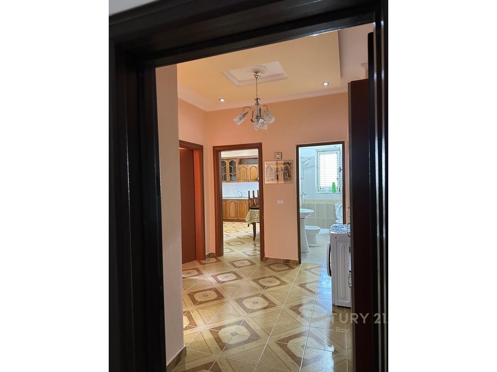 Apartment 2+1 + Garage 20 m² for Sale in Durrës