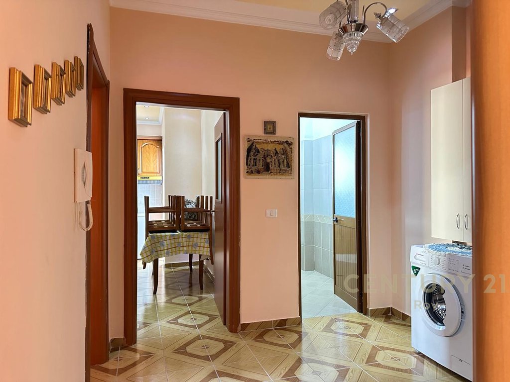 Apartment 2+1 + Garage 20 m² for Sale in Durrës