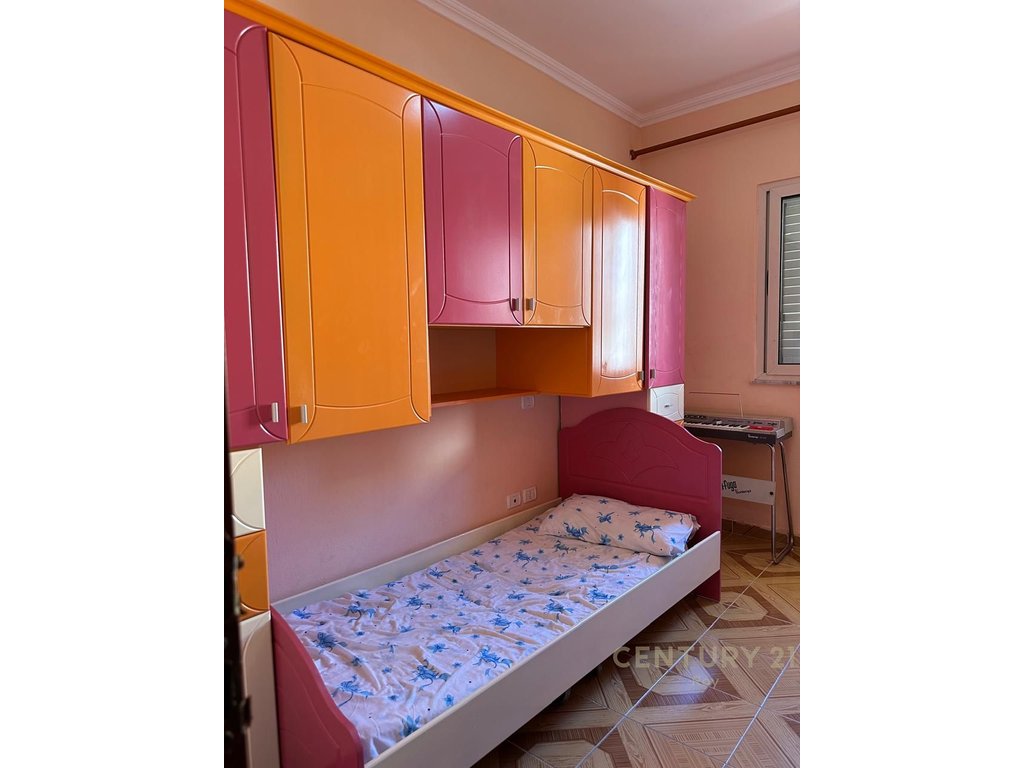 Apartment 2+1 + Garage 20 m² for Sale in Durrës