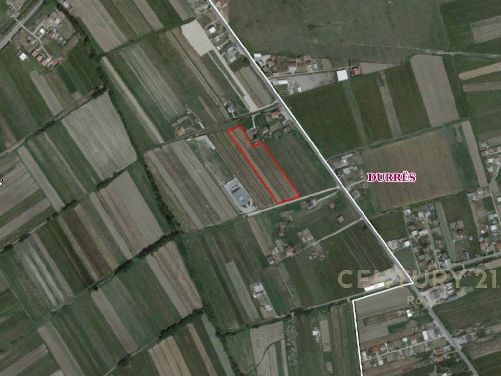 LOTS FOR SALE IN THE FLLAKE AREA VERY CLOSE TO THE HIGHWAY !!!