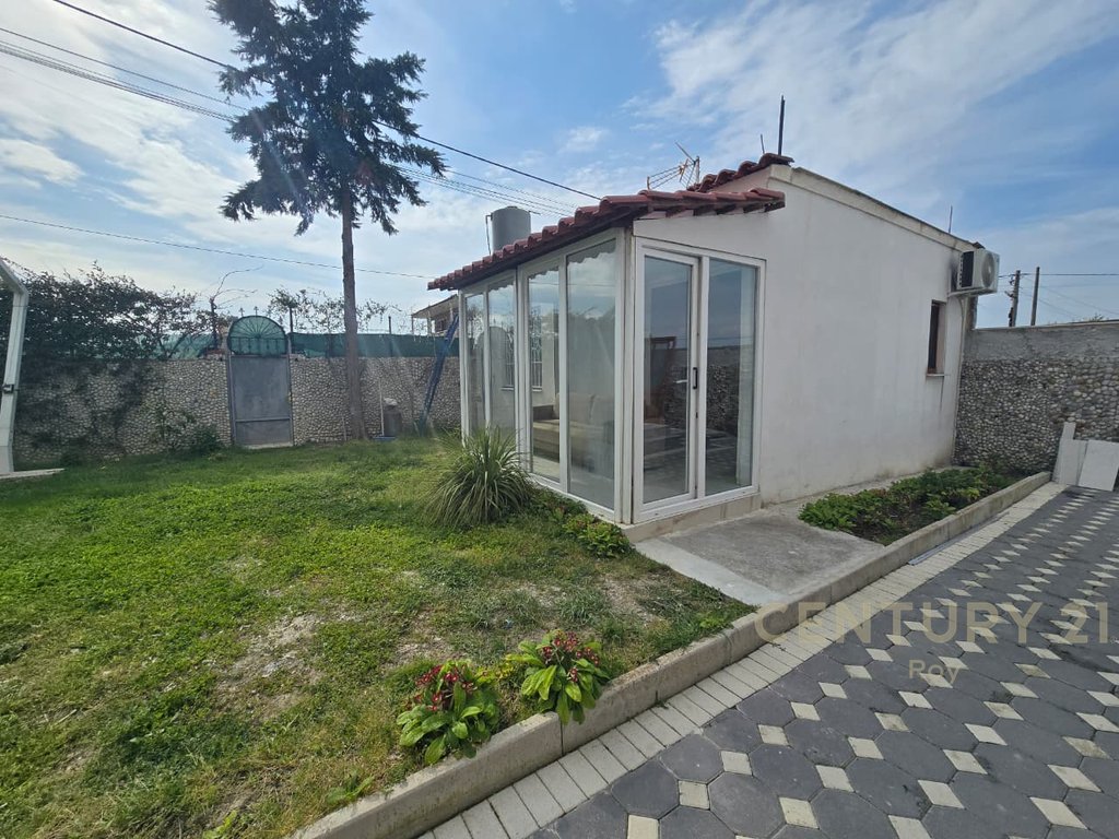 PROPERTY FOR SALE WITH 2 BUILDING PLOTS IN SPITALLE, DURRES!!!