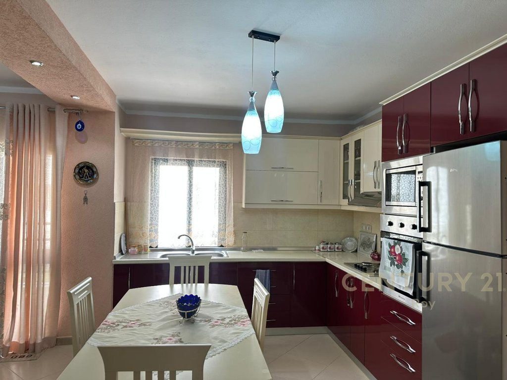 FOR SALE SUPER APARTMENT 2+1+2 DISTANCE FROM THE SEA 50 METERS WITH THE PRICE 140,000€!!!