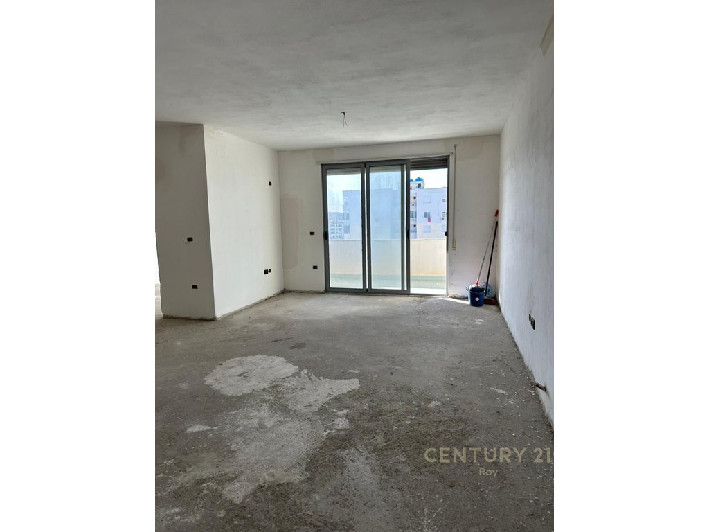 Apartment 2+1+2 for sale in Durrës - €141,000 | 117.5 m²