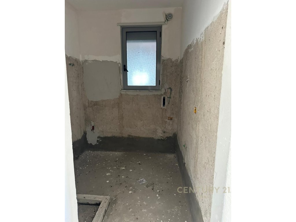Apartment 2+1+2 for sale in Durrës - €141,000 | 117.5 m²
