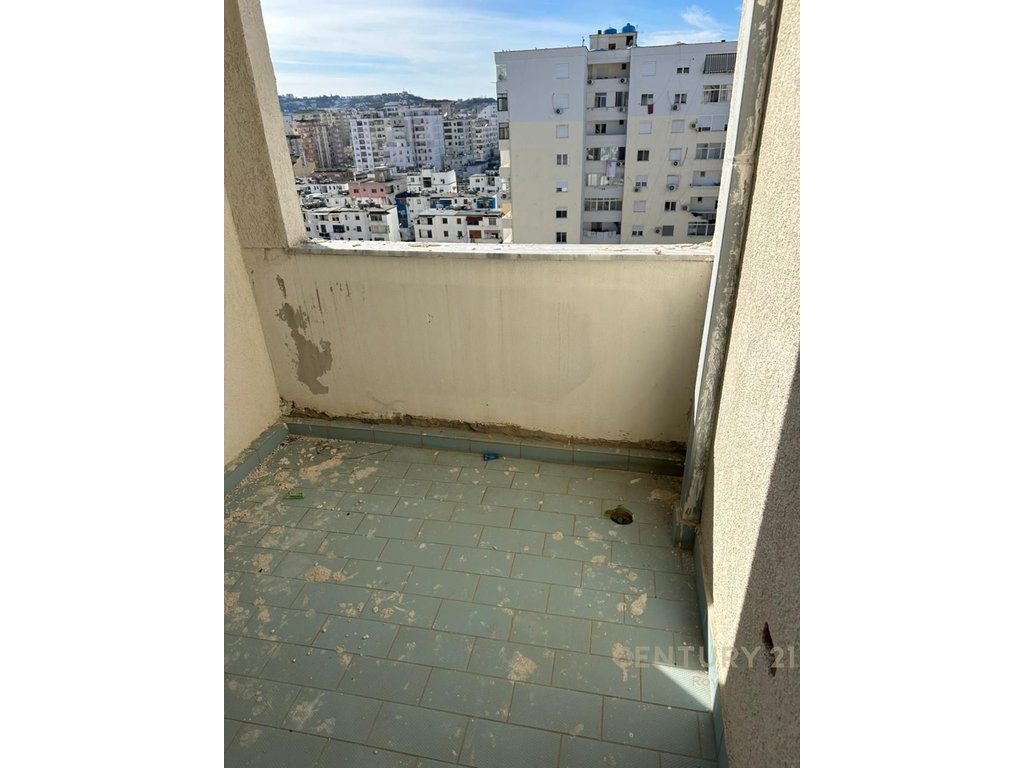 Apartment 2+1+2 for sale in Durrës - €141,000 | 117.5 m²