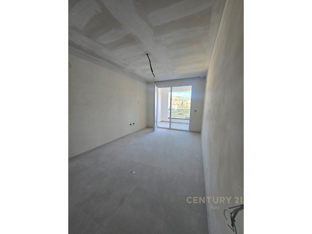 APARTMENT 1+1+PARKING SPACE FOR SALE, NEAR PREMIUM HOTEL IN GOLEM !!!