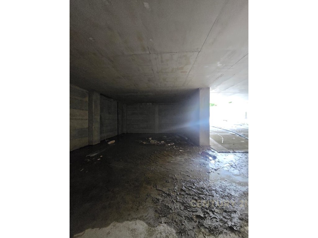APARTMENT 1+1+PARKING SPACE FOR SALE, NEAR PREMIUM HOTEL IN GOLEM !!!
