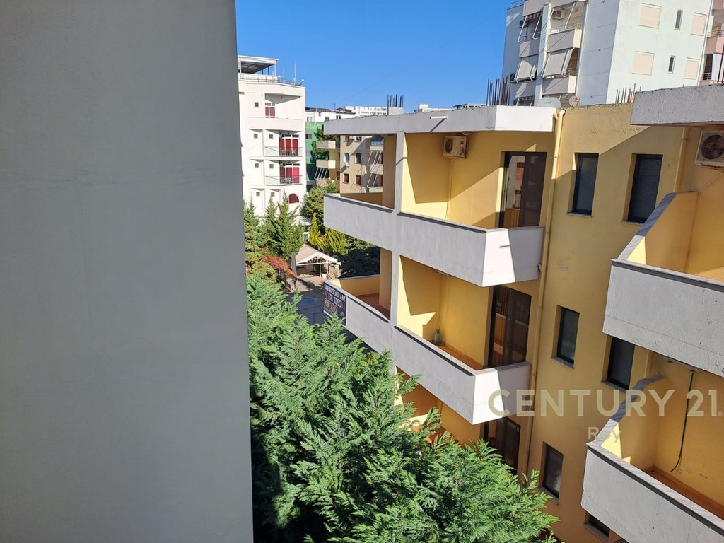 APARTMENT FOR SALE IN KAVAJË CLIFF 50M AWAY FROM THE SEA!!