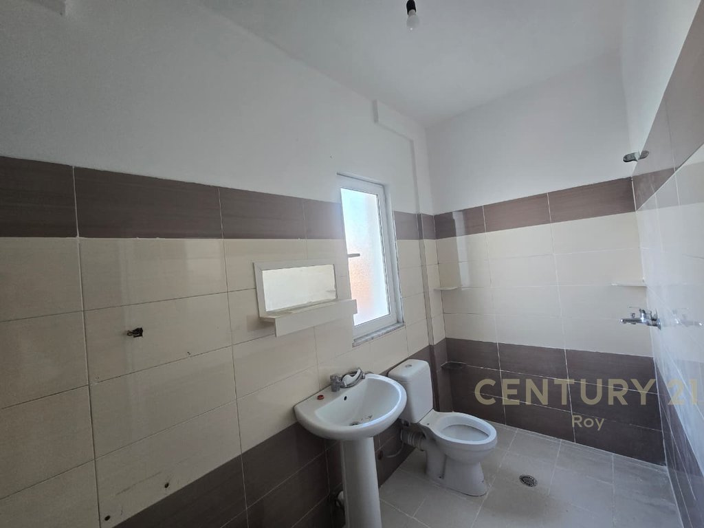 5-STOREY VILLA FOR SALE -- IDEAL FOR RESIDENCE OR RENT, ISH KENETA, DURRES !!