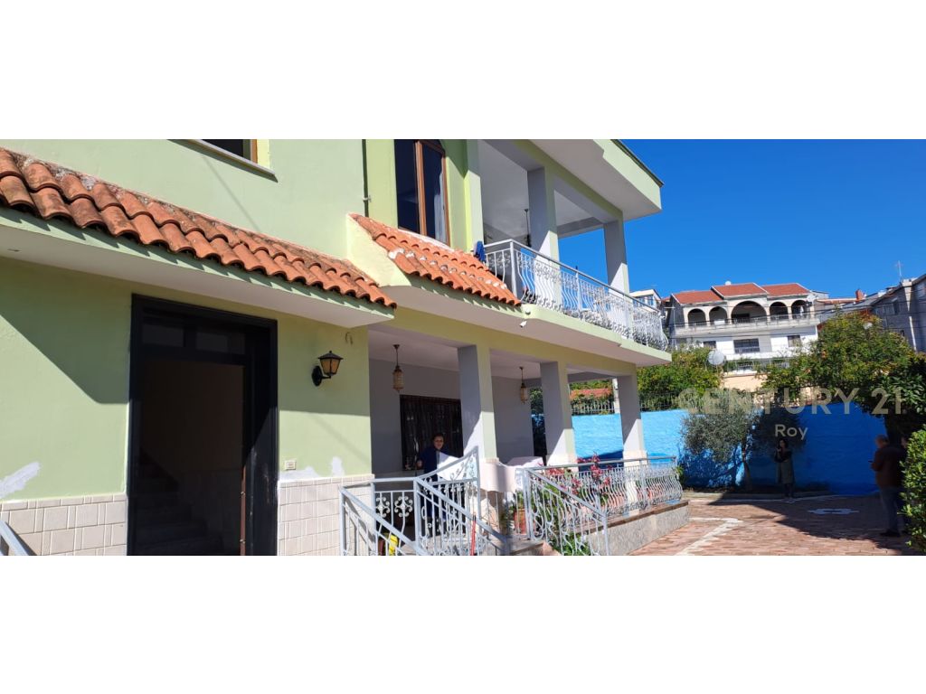 SUPER VILLA FOR SALE NEAR THE HOSPITAL!