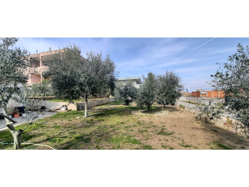 2-STOREY VILLA FOR SALE NEAR PERNOCA FUEL !!!