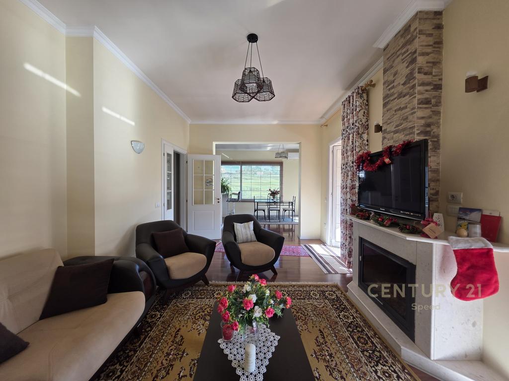 THREE-STOREY VILLA FOR SALE NEAR PRIEST'S HILL!!