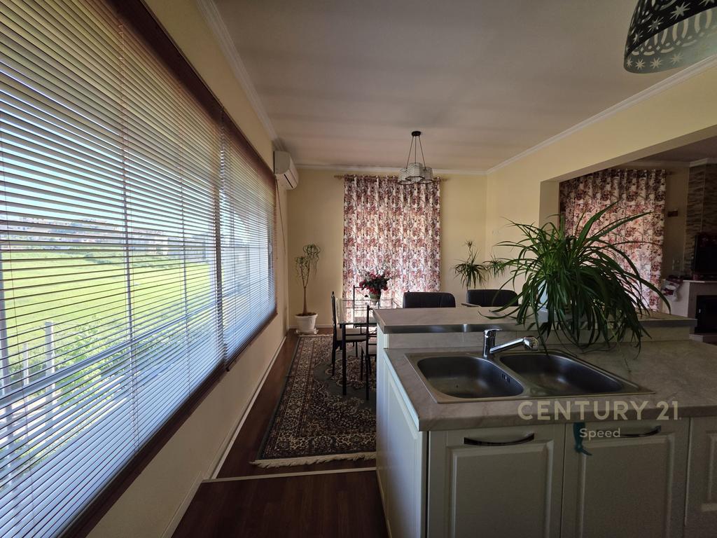 THREE-STOREY VILLA FOR SALE NEAR PRIEST'S HILL!!