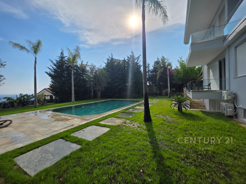 Premium Individual Villa for Sale in Dhërmi