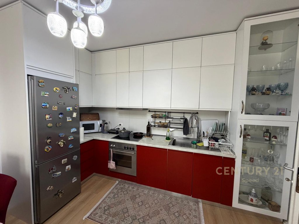 Apartment option 2+1+2 on "5 Maji" Street!