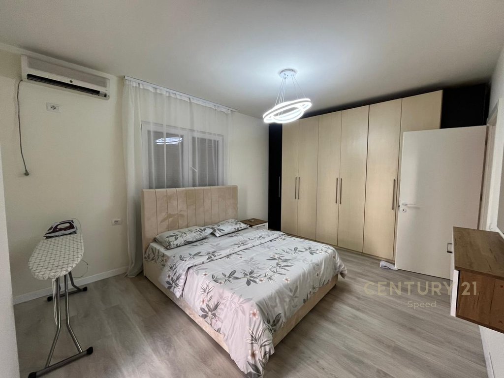 2+1 Apartment for rent at Zogu i Zi!!