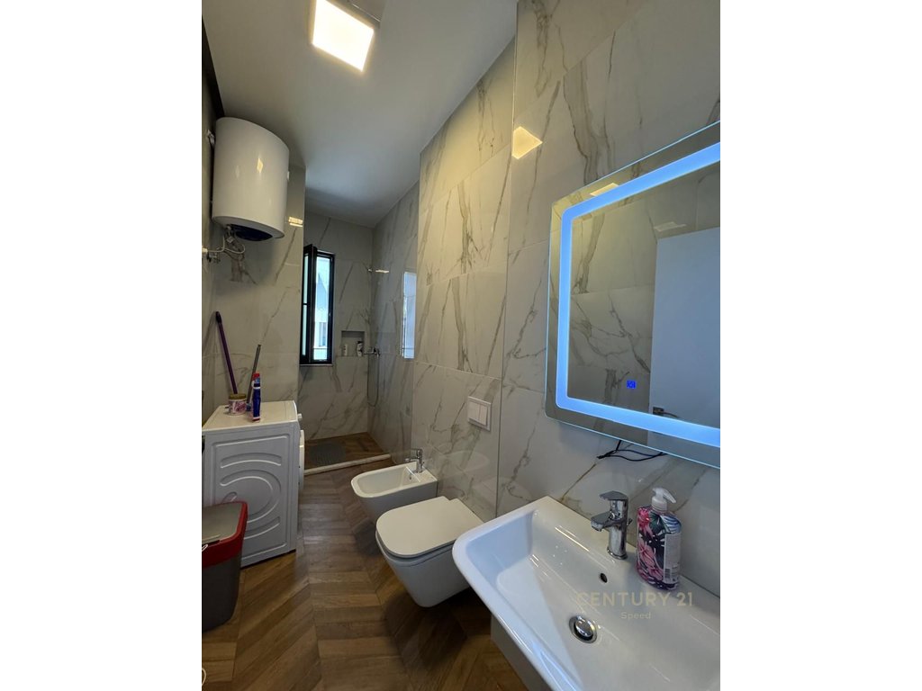 Apartment 2+1+2 for rent at Square 21!!