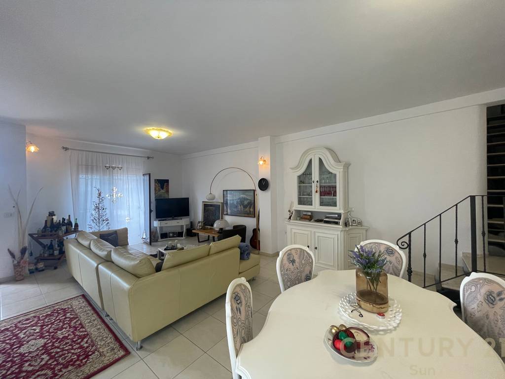 VILLA FOR RENT IN VLORA!