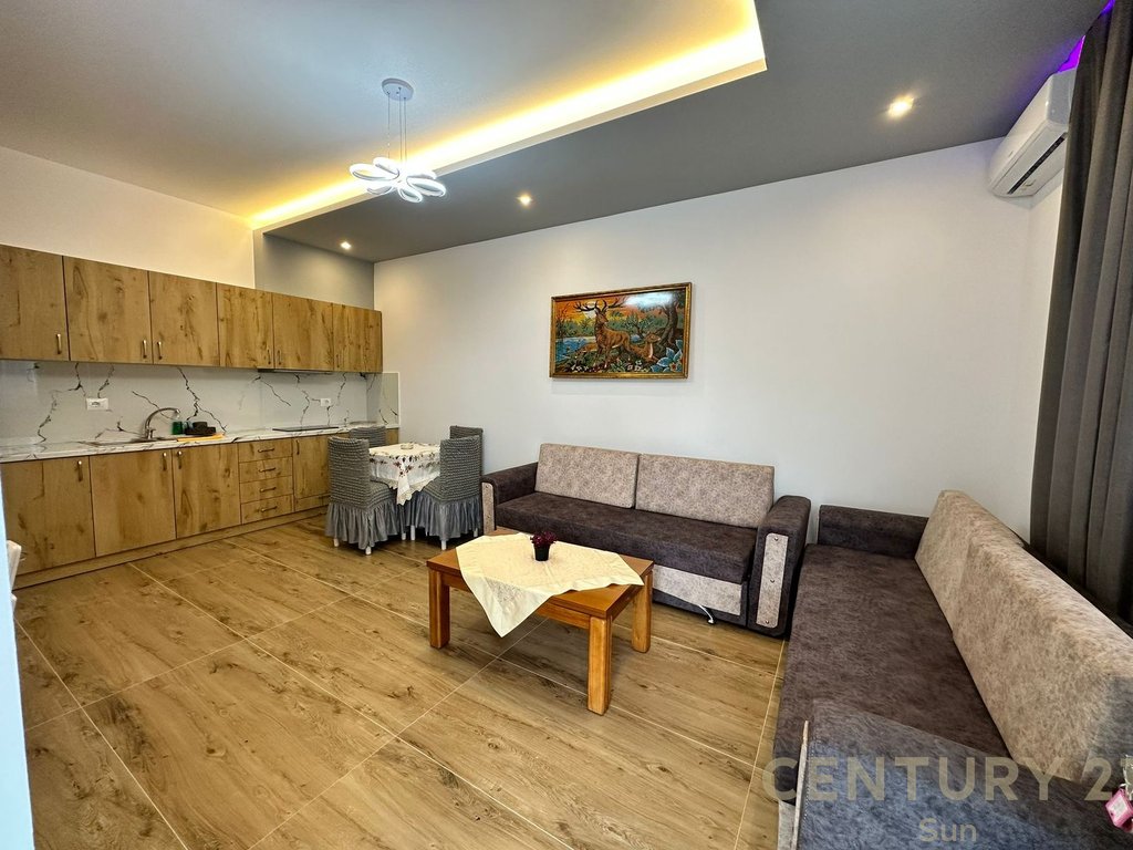 VILLA FOR SALE AT THE ENTRANCE TO SARANDA!