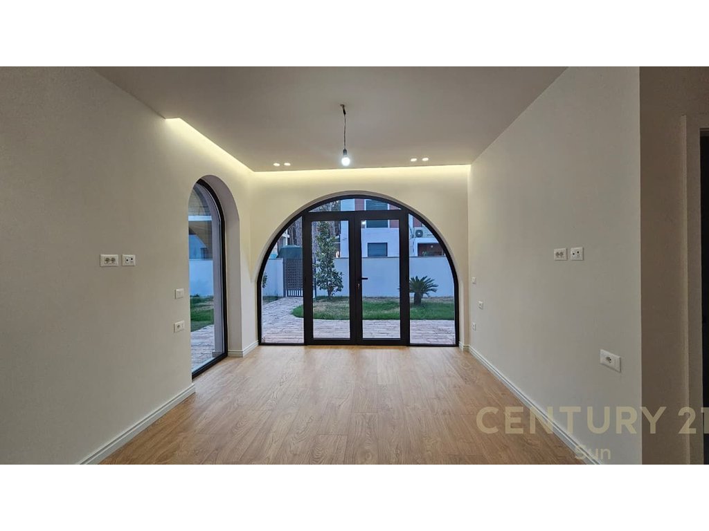 NEW LUXURY VILLAS FOR SALE IN QERRET – 100 M FROM THE SEA