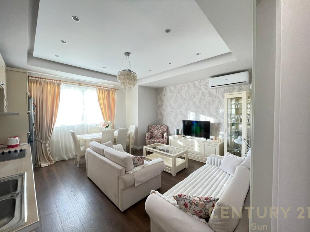 2+1 APARTMENT FOR RENT ON DURRES STREET!