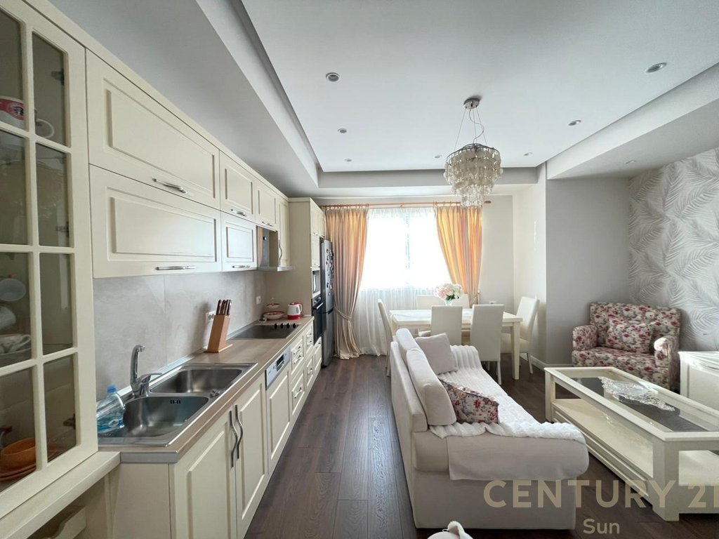 2+1 APARTMENT FOR RENT ON DURRES STREET!