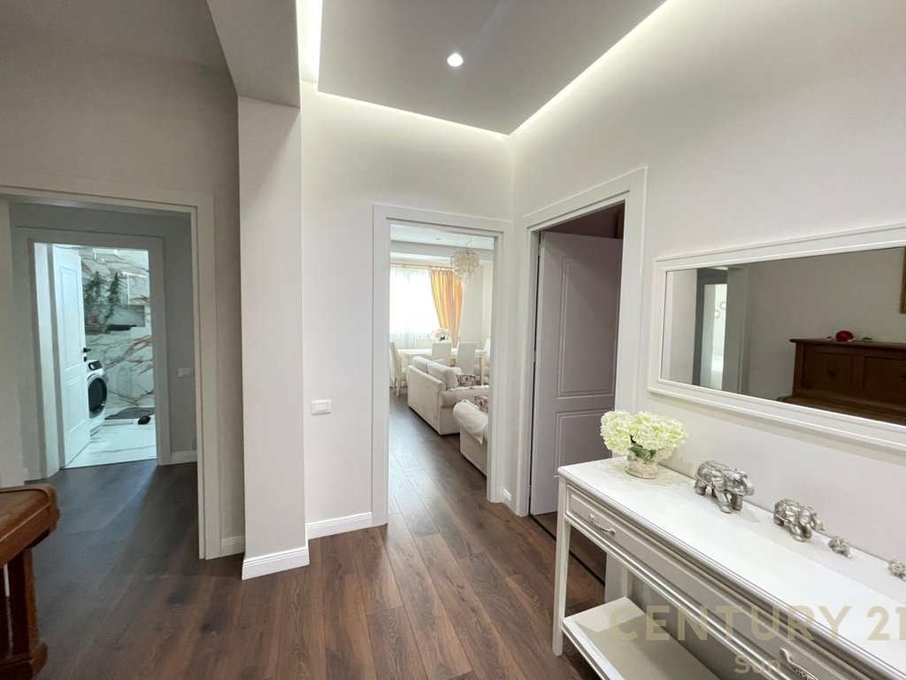 2+1 APARTMENT FOR RENT ON DURRES STREET!